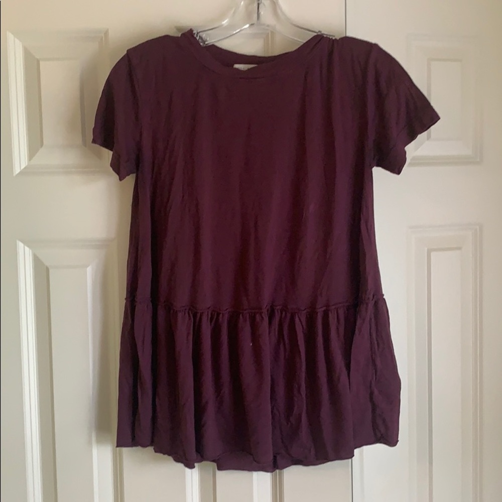 Maroon t shirt